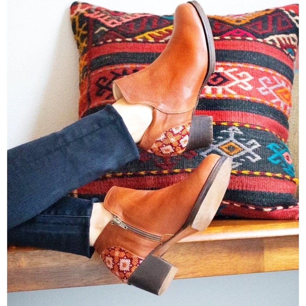 Darzah Tatreez Leather Ankle Boots Embroidered Heel Brown 38 US 7.5-8 Handmade